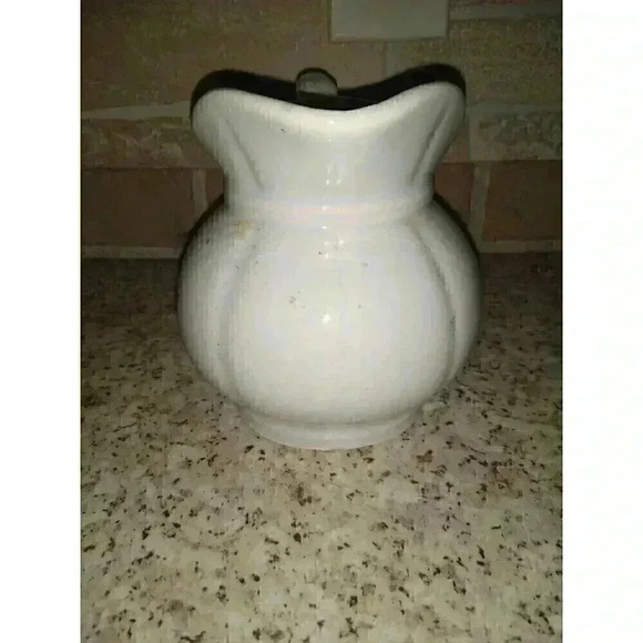 Vintage McCoy USA Ivory Small Pitcher 7528 PRETTY! - Picture 2 of 8